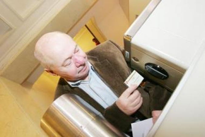 Nemarūs: G.Raudonis neatmetė galimybės, kad, ekonomikos situacijai pagerėjus, valdininkų vėl padaugės.