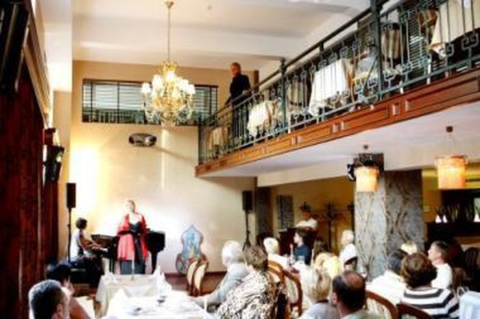 Sumanymas: "Muzikinio pajūrio" organizatoriai nesibaimina eksperimentuoti – trys šiemečio festivalio koncertai pristatomi "Ararato" restorane.