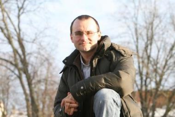 Pozicija: iš socialinio pedagogo darbo A.Burba nesitiki susikrauti turtų, tačiau tai atperka galimybė užsiimti mėgstamu dalyku.