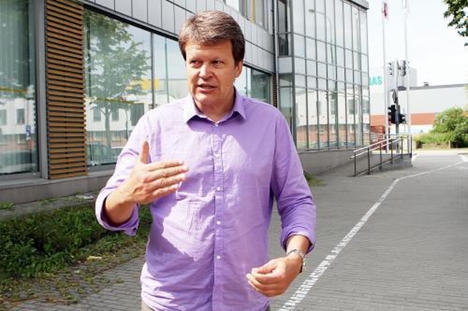 Gatvėse norima uždrausti prekiauti bulvėmis