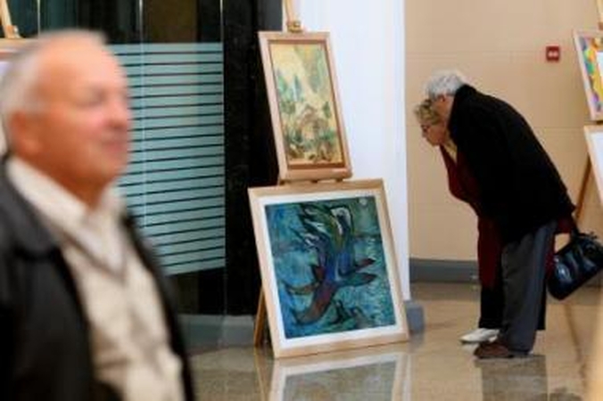 Menas: Respublikinės Vilniaus psichiatrijos ligoninės pacientų darbuose – ir ryškių spalvų, ir linijų žaismas.