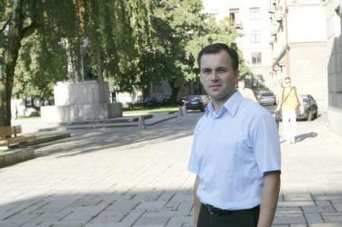 Politiniai žaidimai "Autrolyje"