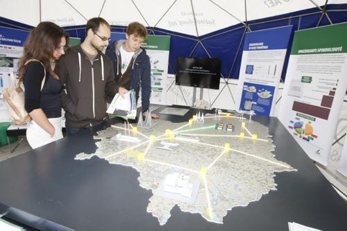 Pristatė elektrinės projektą