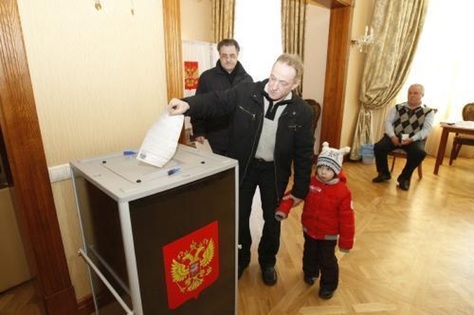 Rusijos prezidentą rinko senoliai ir aštuoniolikmečiai