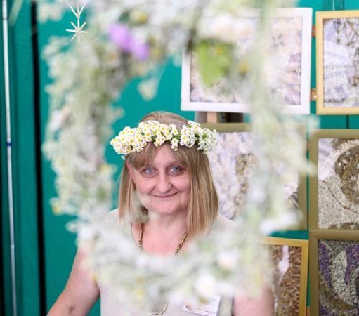 Mieste tūps raganos