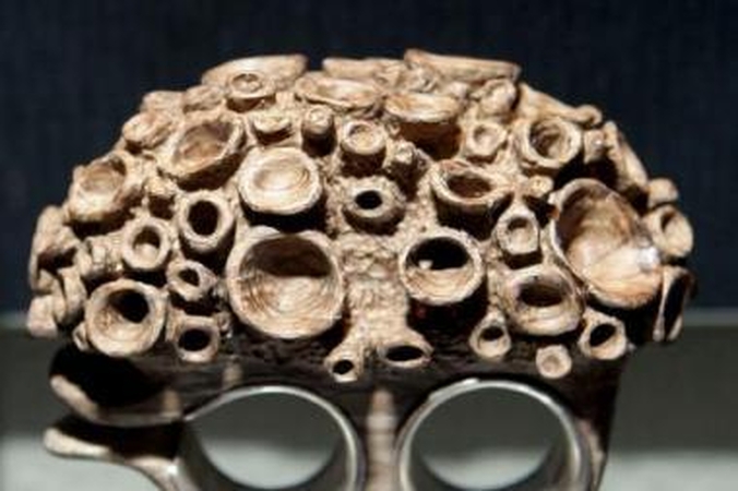 Apgaulė: V.Kisielienė pastebi, kad vietoj tikrų brangakmenių parduodant sintetinius, pirkėjai apgaudinėjami ir Lietuvoje, ir Turkijoje, Egipte.