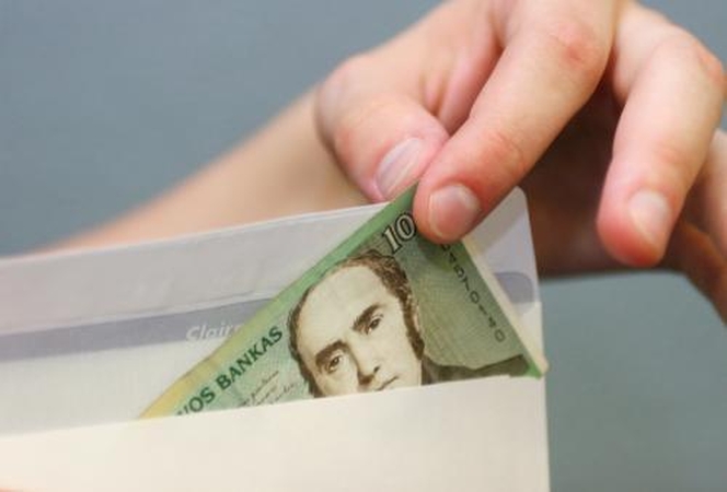 Vokelis – didesnė alga