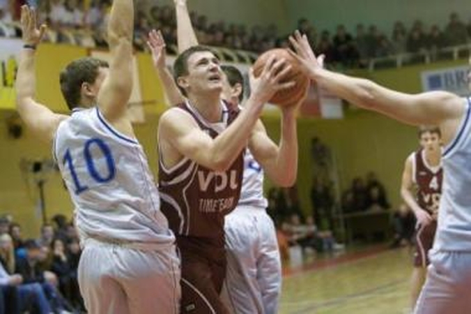 Studentų čempionai apgynė titulus