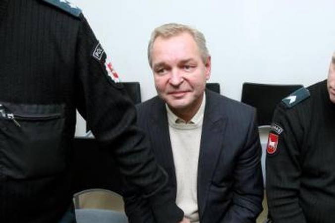 Įtariamasis: Alytaus meras atrodė ramus, pasakojo, kad puikiai išsimiegojo Kauno areštinėje.