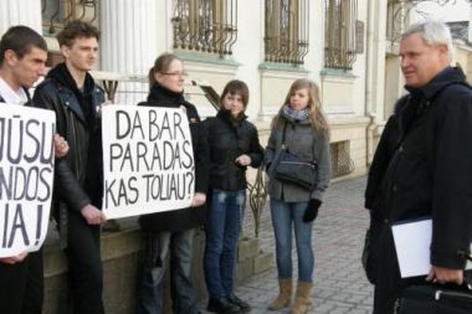 Nuomonė: Seimo narys V.Grubliauskas tiek piketuotojams, tiek gėjams linkėjo tolerancijos.