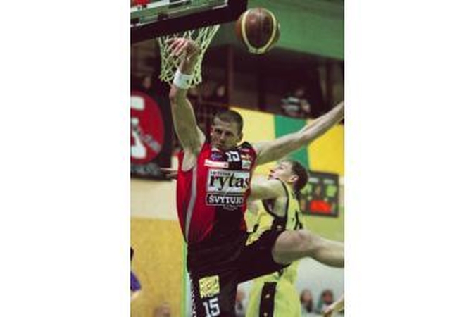 Tarp sostinės klubų – praraja