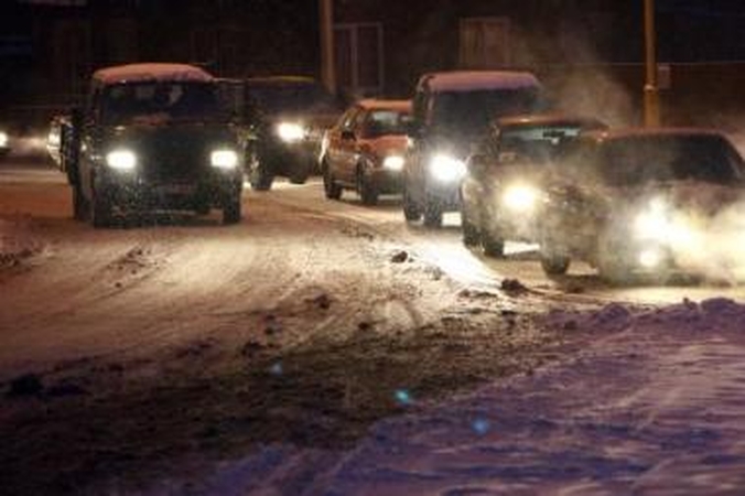 Sunkumai: sniegas apsunkino vairavimo sąlygas, bet itin skaudžių nelaimių nebuvo daug.