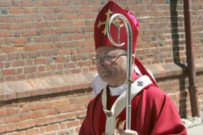 Nuomonė: S.Tamkevičius teigia, kad Prezidentui patarnaujama kaip geriausiam katalikui.