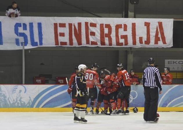 Elektrėniškiai krizę įveikė kumščiais