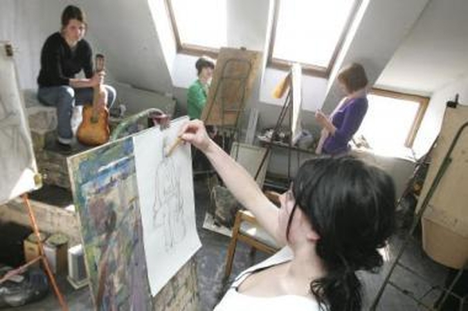 Perspektyva: gilias tradicijas turinčioms aukštosioms tapybos studijoms Kaune iškilo grėsmė išnykti.