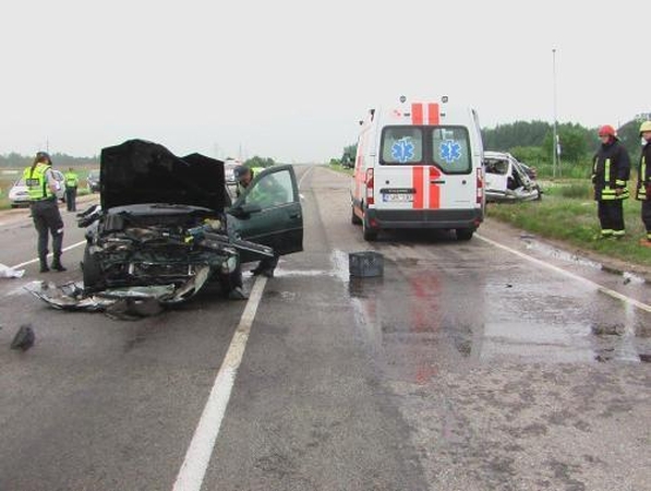 Avarijoje – mirtinas skrydis iš mašinos