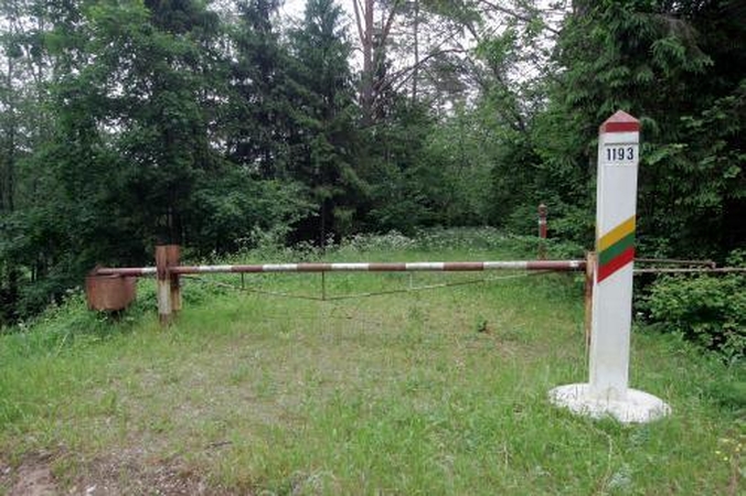 Į Lietuvą – per tvorą