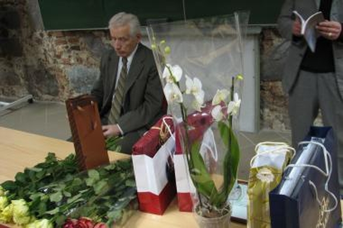 Kauno policija tęsia profesoriaus V.K.Gronsko paiešką