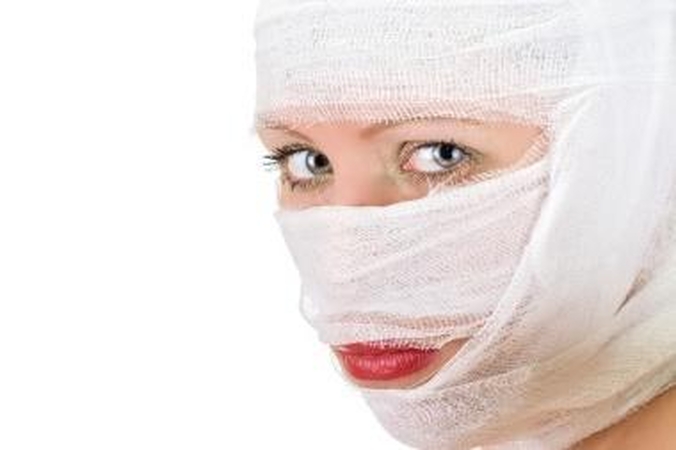 Kiaulystė: noras paslėpti amžiaus pėdsakus kartais sugadina gyvenimą.