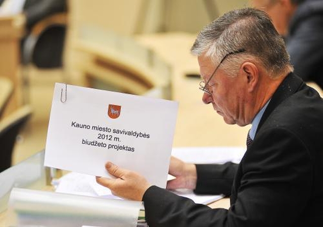 Kaunas su kiaura pinigine vysis Holivudą