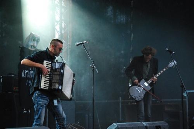 "Mėnuo Juodaragis" kvietė paukščius ir vijo lietų