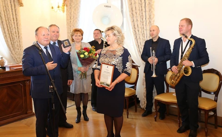 Ūkininkai žygiavo raudonu kilimu
