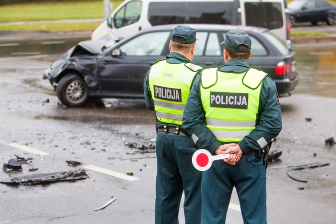 Per savaitę keliuose žuvo keturi žmonės