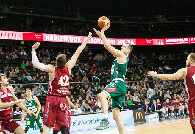 "Žalgiris" lengvai susidorojo su "Lietkabeliu"