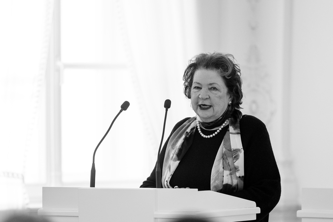 Mirė rašytoja, Nacionalinės premijos laureatė Violeta Palčinskaitė